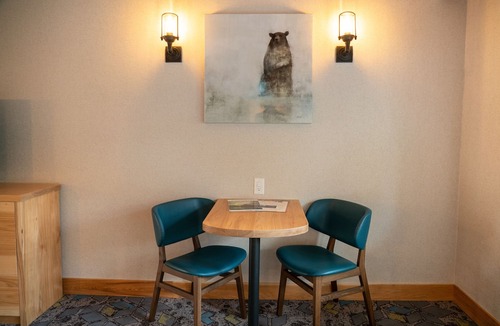 Banff Cabin | Tunnel Mountain Resort