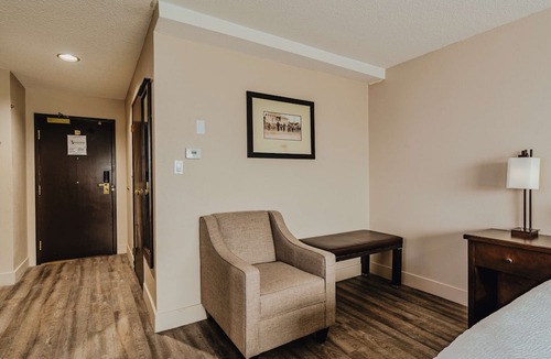 Coquitlam Hotel | SureStay Plus by Best Western Coquitlam