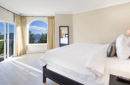 Malahat Resort | Villa Eyrie Resort
