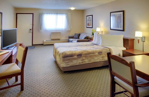 Kindersley Hotel | Nova Inn Kindersley
