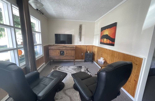 Salmo Hotel | Reno Motel