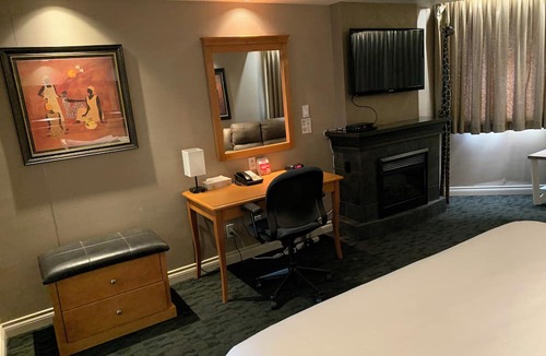 Peace River Hotel | Peace Valley Inns