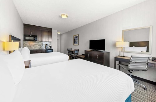 Airdrie Hotel | Best Western Plus Airdrie Gateway