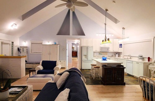 Davis Bay House | The White House