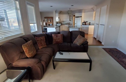 Burnaby House | LARGE BEAUTIFUL LUXURY 5 PLUS BDRM VILLA HOUSE