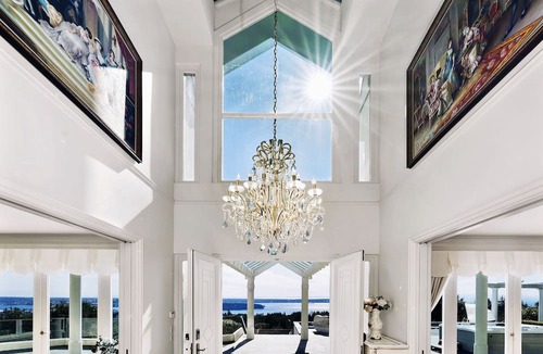 West Vancouver Villa | Luxury Seaview Private Resort in Vancouver