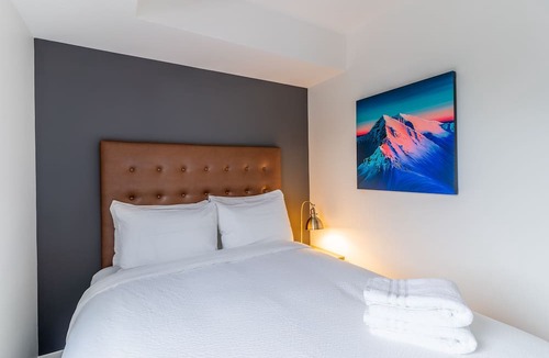 Revelstoke House | Basecamp Resorts Revelstoke I Five Bedroom Suite