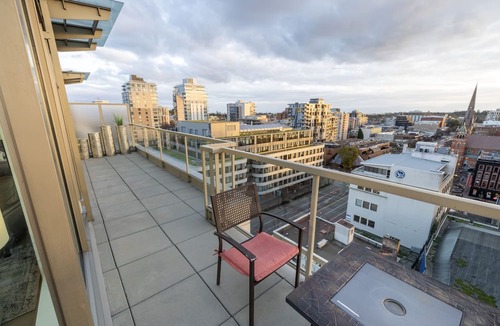 Downtown Victoria Apartment | Victoria's SEA-Cret-Stunning Olympic and Inner Harbour Views from 450 sq ft Balcony