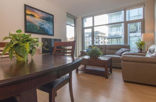 James Bay Condo | Duet Delight-Beautiful Double Ensuite Condo in James Bay, Wonderful Neighbourhood by Victoria Prime!