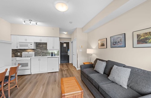 Village North Condo | Alpenglow Lodge Studio Suite with park view by MVA