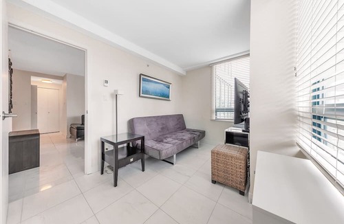 Coal Harbour Condo | Coal Harbour Ocean View Condo in Downtown Vancouver