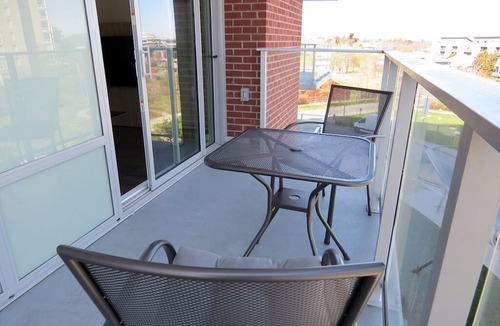 Victoria West Condo | Encore By The Bay
