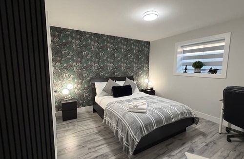 Delta Apartment | Sparsh Villas - Lux+ Modern 2BR Suite w/Kitchen