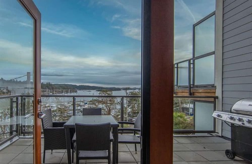 Ganges Apartment | Mariner's Loft
