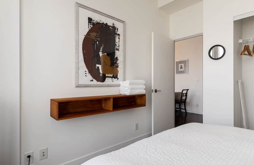 Downtown Eastside Apartment | Stylish 2BR with Panoramic City & Mountain Views!