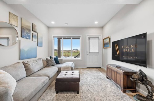 Southeast Calgary Condo | Mallard Cove | Pond Views | Pets Ok | Playground