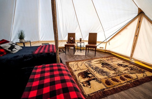 Calgary House | Rustic Riverside Glamping Tent near Elbow River in Bragg Creek, Alberta