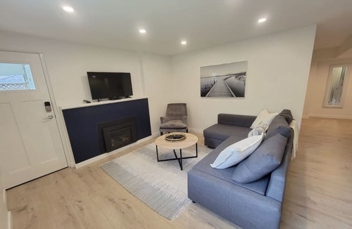 District of North Vancouver House | Family friendly Modern Garden Suite in Lynn Valley