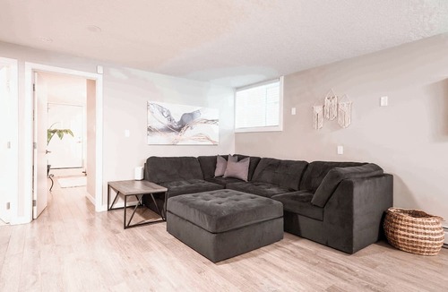 Bridgeland Apartment | Sage on the Bow - Central Condo Family Pets