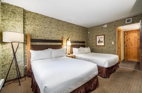 Banff Hotel | Fox Hotel and Suites