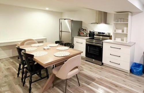 Southeast Calgary Apartment | Fawn - Central 2BR Parking Near LRT & Chinook