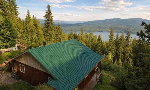 Anglemont House | Summer escape at grandpas cabin