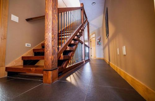 Silver Star Mountain House | The Overlook 5BD Sleeps 10 Silver Star Village