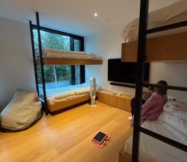 Sea to Sky Highway House | The Wedge by Boutique Whistler Mountain