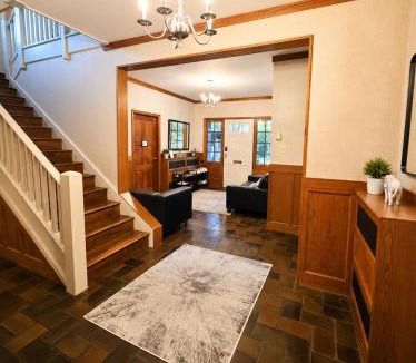 Kerrisdale Bed & Breakfast | Evergreen House