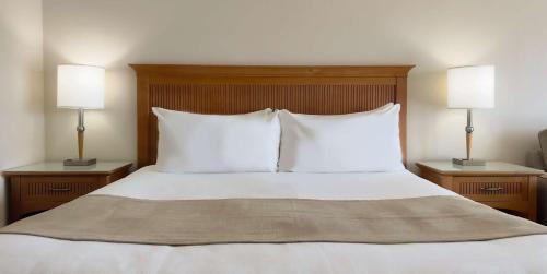 Central Okanagan Hotel | Coast Capri Hotel