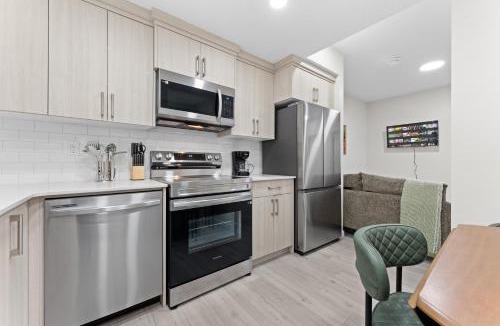 Southeast Edmonton Apartment | The Nook - 2 Bedrooms 20 mins from airport Games Coffee