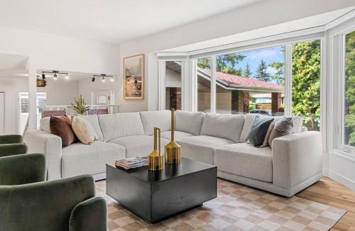 Southwest Edmonton Apartment | The Evergreen Château - Pool & HotTub - Barrel Sauna - Gym