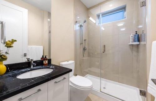 Richmond Apartment | 远山蓬莱Sunnywood Garden in Richmond best neighbourhood