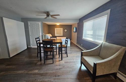 100 Mile House Hotel | 94 Motel & RV Park