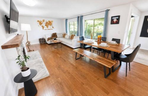 District of North Vancouver House | North Van Getaway with 3BR, Hot Tub and Huge Backyard