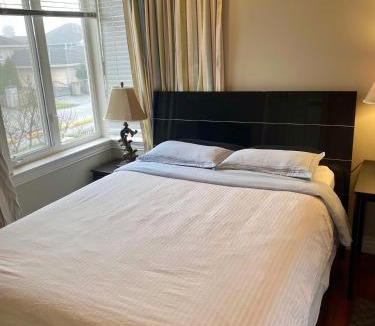 Richmond House | A lucky quiet en-suite on the second floor with independent entranceclose to YVR