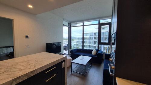 South Pandosy Apartment | Kelowna Aqua Waterfront Rental