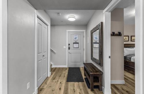 Copperstone Resort Apartment | Rocky Mountain Condo with views of Grotto Mtn and hot tub