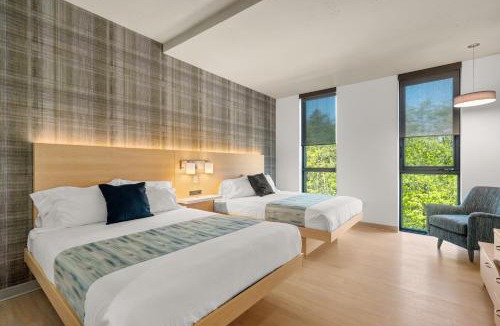 Burnaby Hotel | The Simon at Simon Fraser University