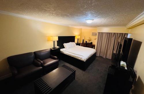 Downtown Victoria Hotel | Island Travel Inn