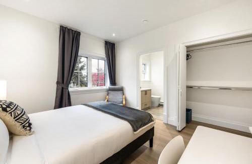 Dunbar House | Brand-new Luxury Dunbar 4BR Home - Sleeps 10 - Near UBC, Parks, Beaches & Shops