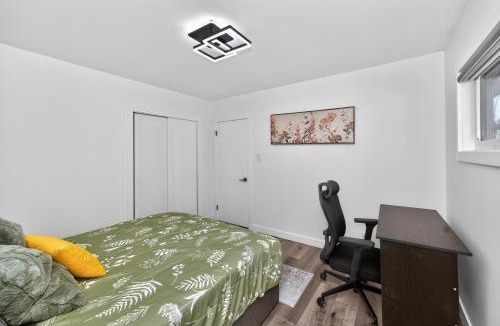 Highland Park Apartment | 2BR Suite Family Friendly | Near YYC Airport & Downtown - 4412 – UP