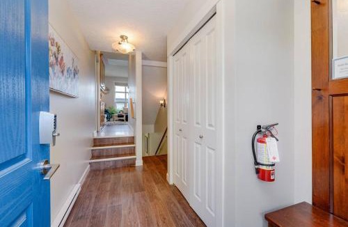 Sooke House | Sooke Ocean Oasis - Boutique Waterfront Rental