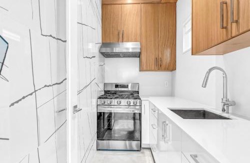 Riley Park House | MAJOR INTERNATIONAL SPORTING EVENT 2026 vancouver luxury stay sleeps 7 free parking city center
