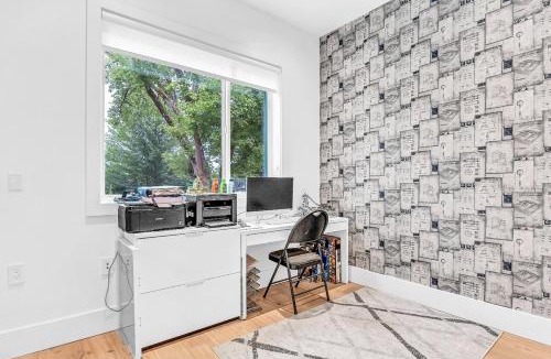 Riley Park House | MAJOR INTERNATIONAL SPORTING EVENT 2026 vancouver luxury stay sleeps 7 free parking city center