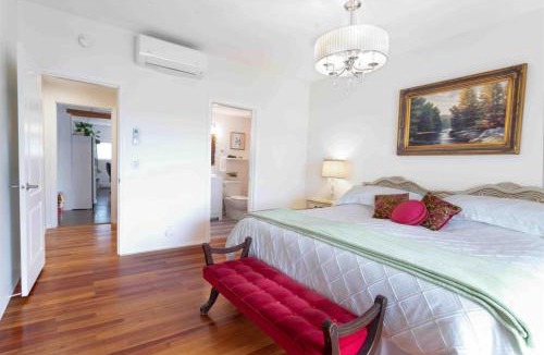 Southeast Kelowna House | Pet Friendly Licensed Suite on Haskap Farm