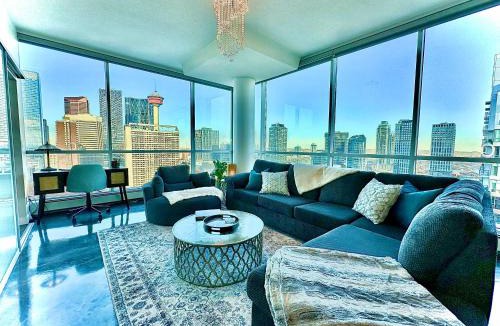 Beltline Apartment | Urbanest - Spectacular Views & Amenities Parking