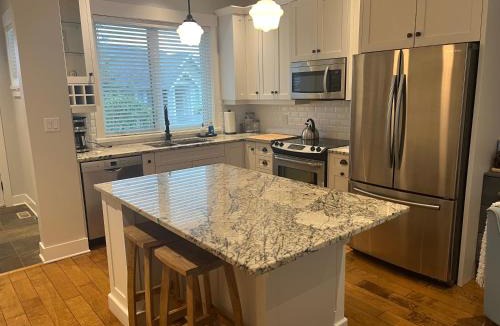 Regional District of Nanaimo Villa | Qualicum Landing Family Home