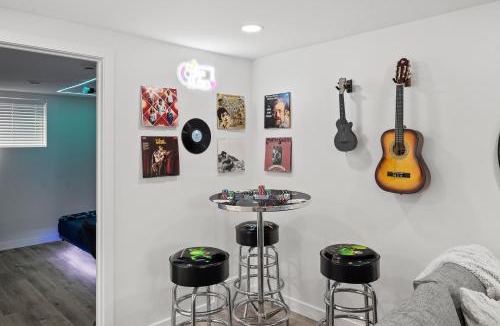 Spruce Grove House | Cosmic Game Room, Yard & Close to WEM