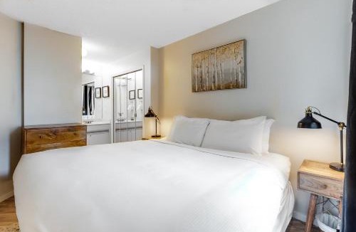 Upper Village Apartment | The Marquise 321